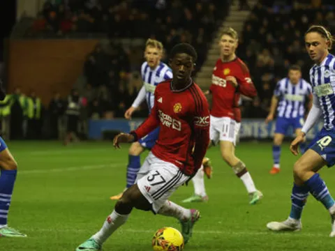 McTominay nhạt nhòa, báu vật của Ten Hag tranh thủ ghi điểm 10