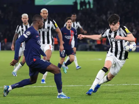 Paul Merson: "Newcastle đã bị cướp"