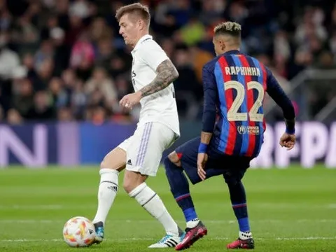 Thán phục với cỗ máy phân phối bóng từ xa của Ancelotti