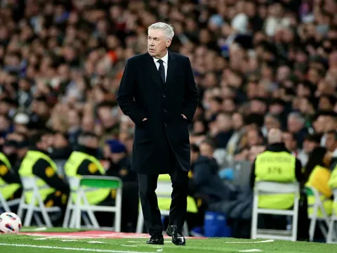Ancelotti đáp trả phàn nàn của Pep về lịch thi đấu