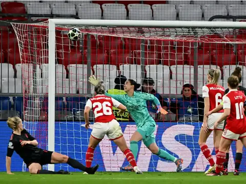 Hùm xám lại khiến Arsenal ôm hận