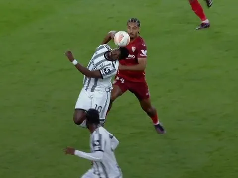 McTominay lấy cảm hứng từ Beckham