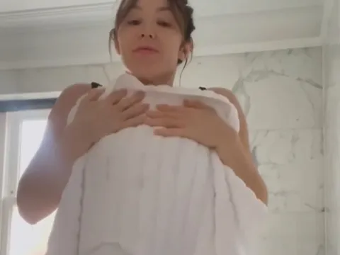 Lewandowski chấn thương, Xavi cầu cứu ngôi sao đội trẻ