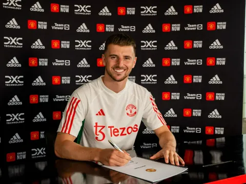 Martinez gửi thông điệp ngày Mount nhận áo số 7