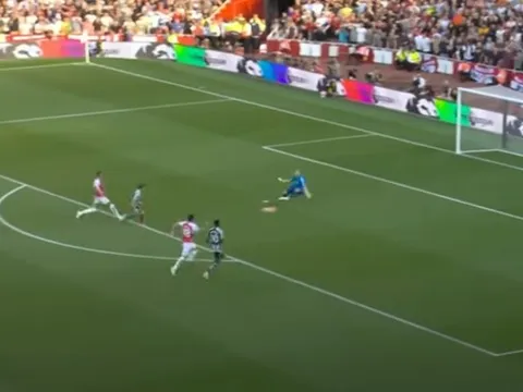 Man City và Liverpool tranh giành sao thất sủng tại Chelsea