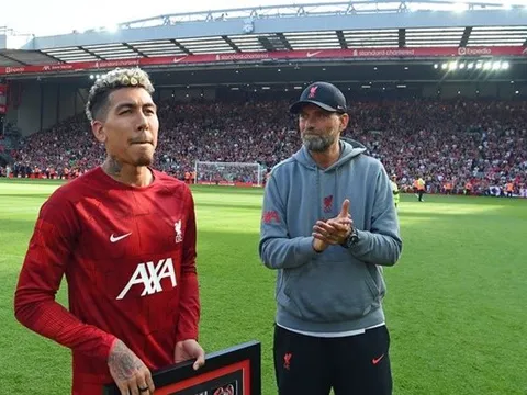 Carragher: Vinicius chỉ tỏa sáng ở giải đấu hài hước