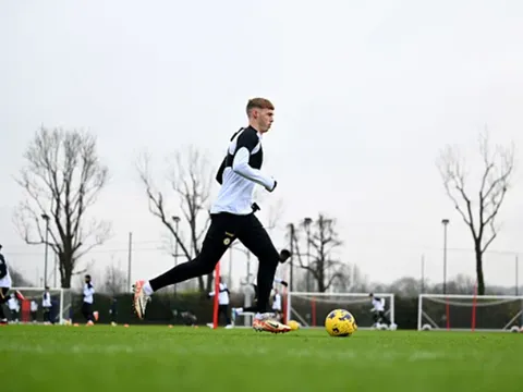 Viện binh quan trọng của Chelsea trở lại sân tập