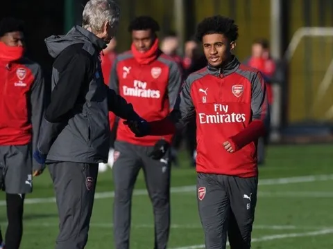 Wenger đã tiên đoán đúng một điều về Reiss Nelson