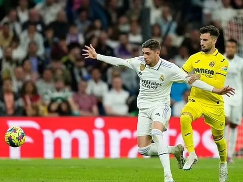 Cú 'quay xe' khiến Ả Rập choáng váng xuất hiện