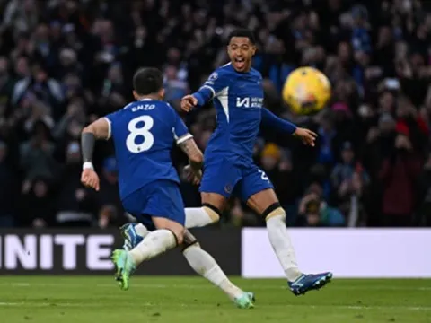 Bom tấn Chelsea "đắt xắt ra miếng"