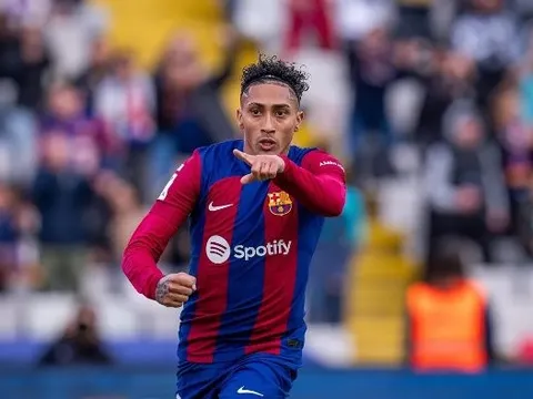 4 CLB duyệt chi 80 triệu euro cho Raphinha