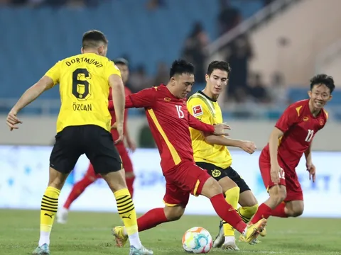 4 điều rút ra từ trận thắng của ĐT Việt Nam trước Dortmund