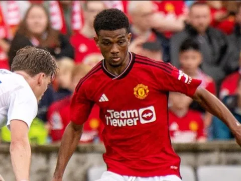 4 sao M.U có thể chưa phải rời Old Trafford