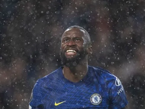 4 thương vụ Marina Granovskaia phải thực hiện trong tháng Giêng