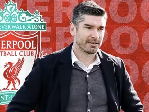 4 vị trí mà Hughes cần giải quyết khi tới Liverpool
