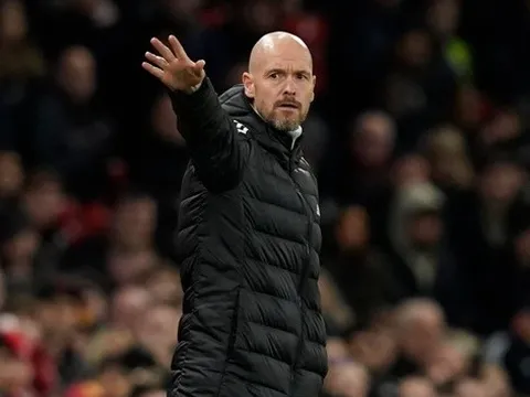 Ten Hag yêu cầu, M.U tăng tốc thương vụ bom tấn