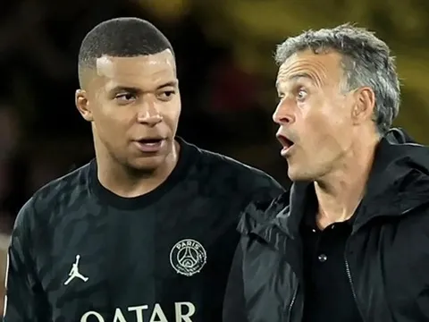 Luis Enrique “mách nước” Mbappe cách giành Quả bóng Vàng
