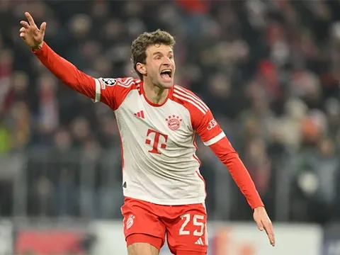 Muller ca ngợi đối thủ cạnh tranh vị trí tại Bayern