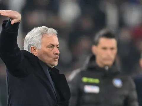 Mourinho cho rằng Roma đã thi đấu hay hơn Juventus