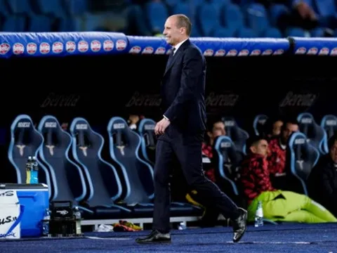 ''Allegri đã đá Vlahovic ra ngoài theo cách tệ nhất''