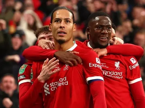 Lý do bàn thắng của Van Dijk bị từ chối