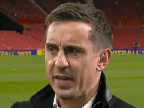 Gary Neville chỉ ra điểm yếu Man Utd so với top 4