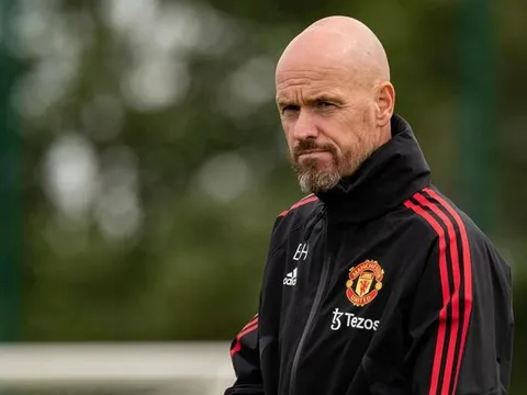 Cuộc thanh trừng ở Old Trafford chính thức bắt đầu