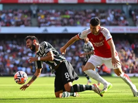 "Máy chạy" của Arsenal cày nát Man Utd