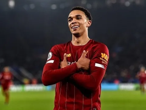 Burnley khiến Ten Hag quyết tâm chi tiền cho bom tấn