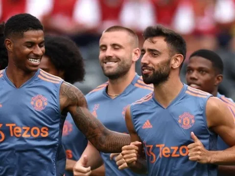 Alonso trên đường trở lại Premier League