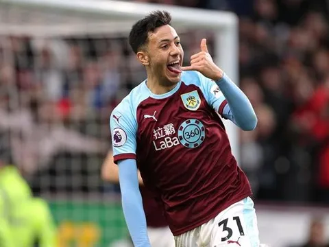 Brazil ve vãn, Real ra quyết định cho Ancelotti