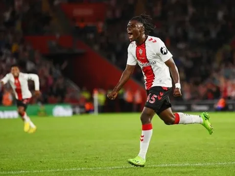 Sau Arsenal, đến Liverpool mở đường cho Chelsea mua tiền vệ đẳng cấp