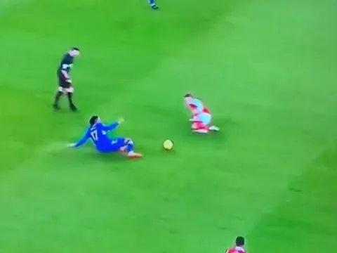 Arsenal tạo cuộc thanh trừng, tống khứ 7 cái tên