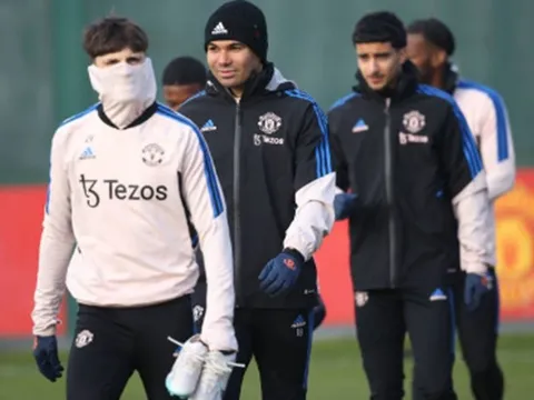 "Tôi cảm thấy hơi tiếc cho Xhaka"