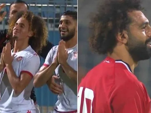 Chế nhạo Salah, sao Man Utd được giải oan