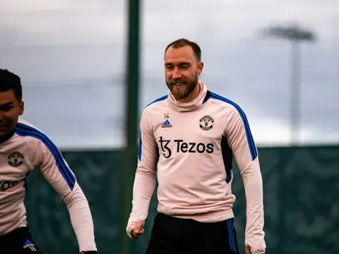 Phản ứng của Casemiro ngày Eriksen trở lại