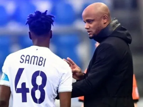 Spurs được khuyên nên 'dũng cảm' mời huyền thoại Man City làm HLV