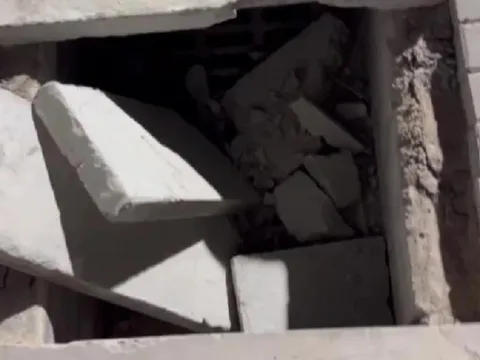 Xuất hiện hố đen bên ngoài SVĐ 1 tỷ đô của Qatar