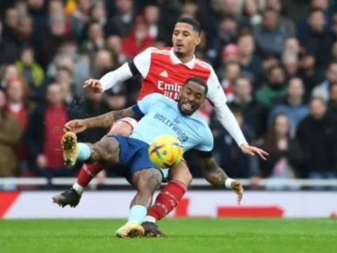 Màn trình diễn chói sáng trước Arsenal giúp sao Brentford vào tuyển Anh