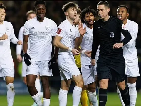 Dàn sao độ body cực khủng sau khi giải nghệ