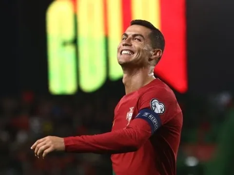 5 điểm nhấn Bồ Đào Nha 4-0 Liechtenstein: Ngả mũ Ronaldo; Quyết định cực dị