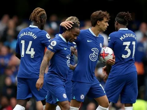 5 điểm nhấn Chelsea 2-2 Forest: Mourinho chạnh lòng; Cải tổ toàn diện