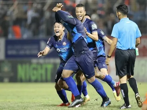 5 điểm nhấn đáng nhớ vòng 4 V-League