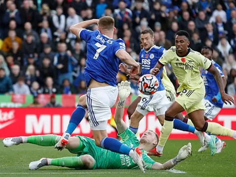 5 điểm nhấn Leicester 0-2 Arsenal: Người nhện trổ tài; Chuyên gia không chiến