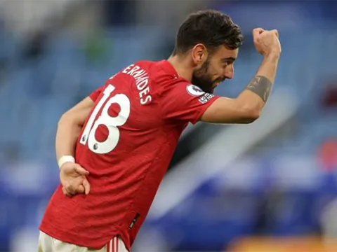 5 điểm nhấn Leicester 2-2 Man Utd: Bruno "còng lưng"; Chết bởi khoảnh khắc