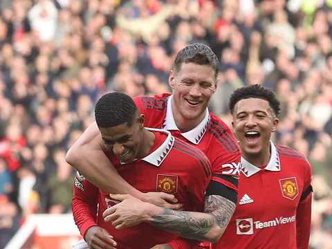 5 điểm nhấn M.U 3-0 Leicester: Đẳng cấp thế giới; Độc lạ Weghorst