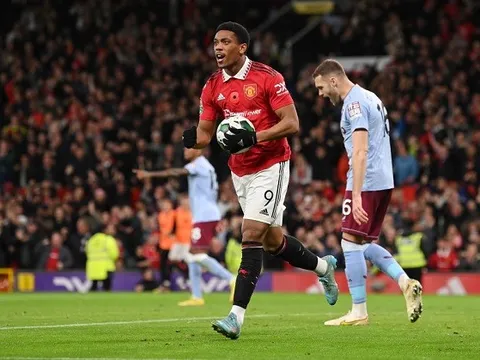 5 điểm nhấn Man Utd 4-2 Aston Villa: Người cũ trở lại; Sự thật phũ phàng với Ten Hag