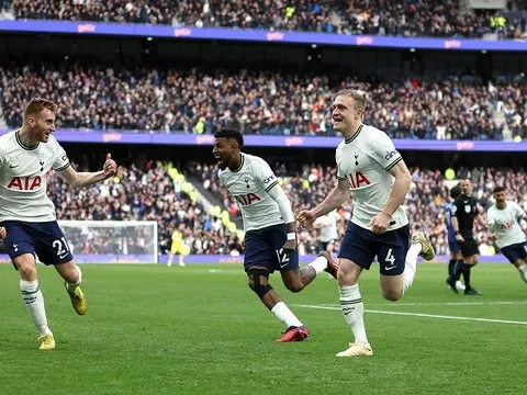 5 điểm nhấn Tottenham 2-0 Chelsea: 'Thần hộ mệnh' rời sân sớm; Nhân tố mới gây áp lực cho Potter