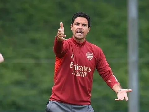 5 điểm nhấn trên sân tập Arsenal: Số áo mới; Những sự vắng mặt