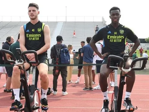 5 điểm nhấn buổi tập của Arsenal: Rice hóa giải khúc mắc; Odegaard tạo sự thú vị